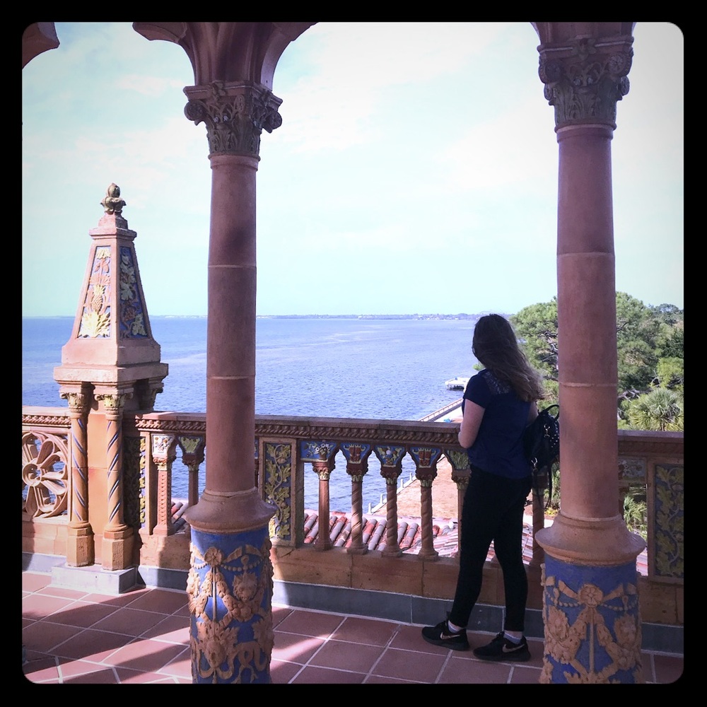 Meet your Posher, Veronica